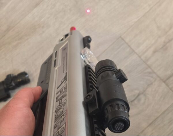 WhatsApp Image 2026-09-11 at 08.45.31 (2) Adjustable Laser Scope for the Salt Power Gun - Fly killer